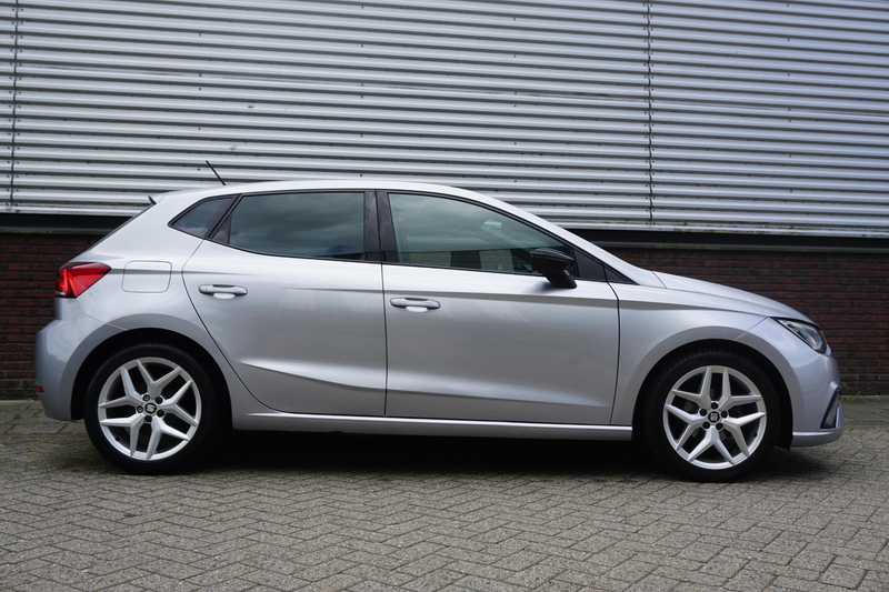 SEAT Ibiza 1.0 TSI FR Business Intense/Leer-Alcantara/Carplay — photo 28