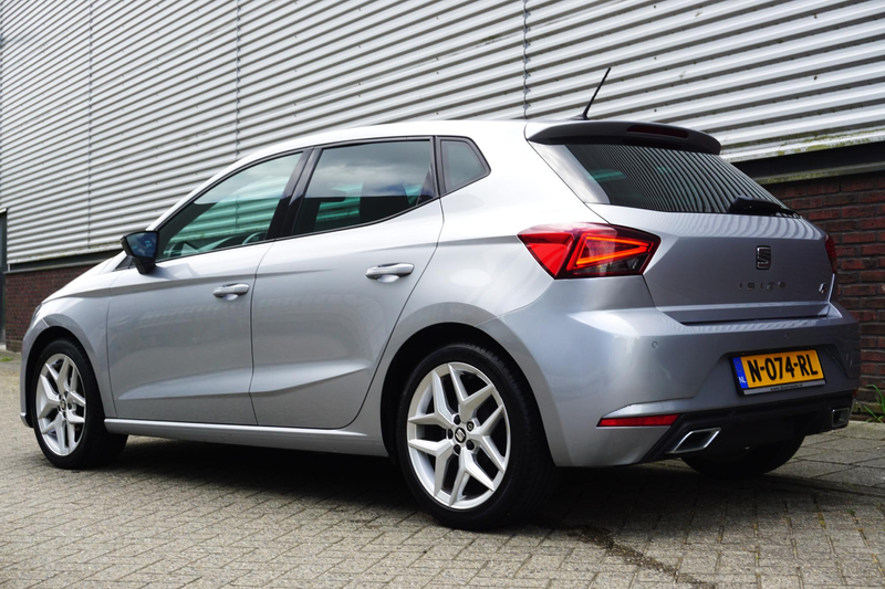 SEAT Ibiza 1.0 TSI FR Business Intense/Leer-Alcantara/Carplay — photo 2