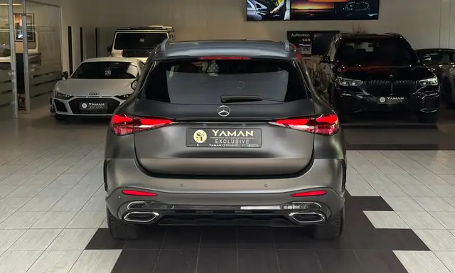 Mercedes-Benz GLC view 7