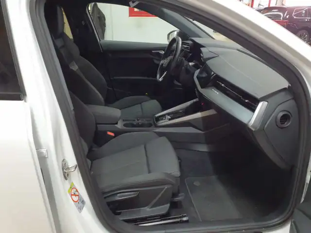 Audi A3 view 8