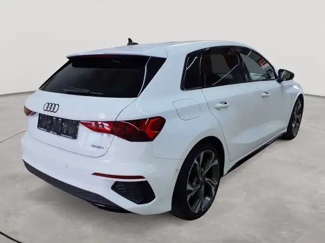 Audi A3 view 4