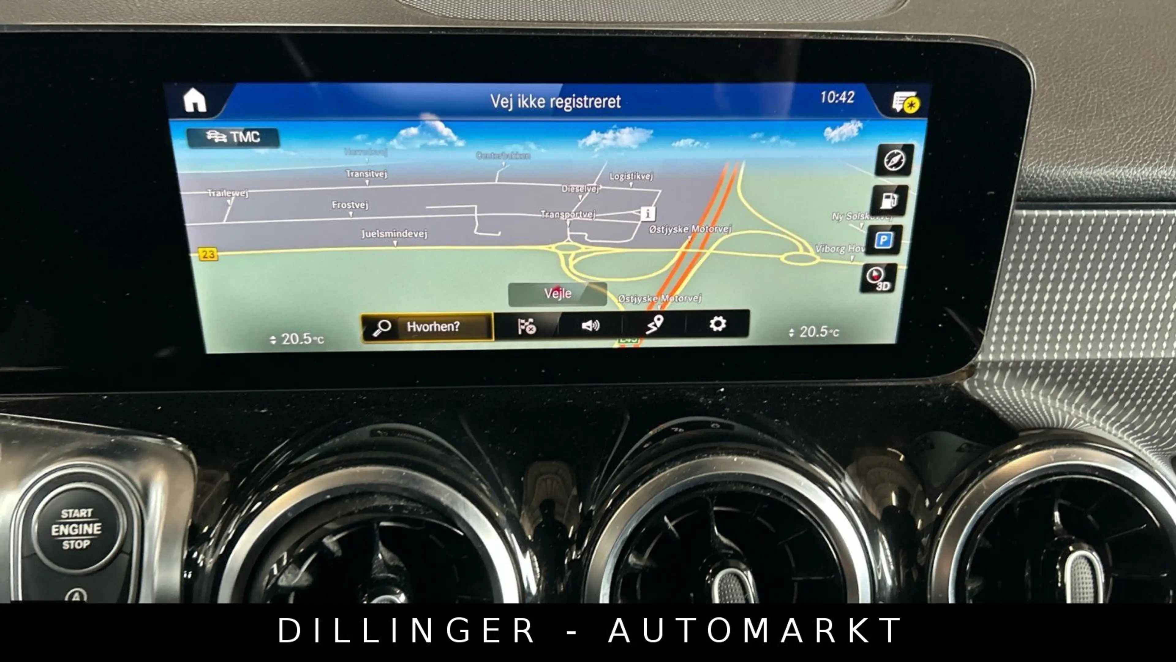 Mercedes-Benz GLB 220 d 4Matic 7-SITZER LED Nav AHK Distr 190ps — photo 13