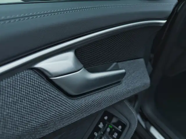 Audi A6 PANORAMA SLINE INT+EXT A6 MATRIX AHK STDHZ OPTIKPA Ansicht 10