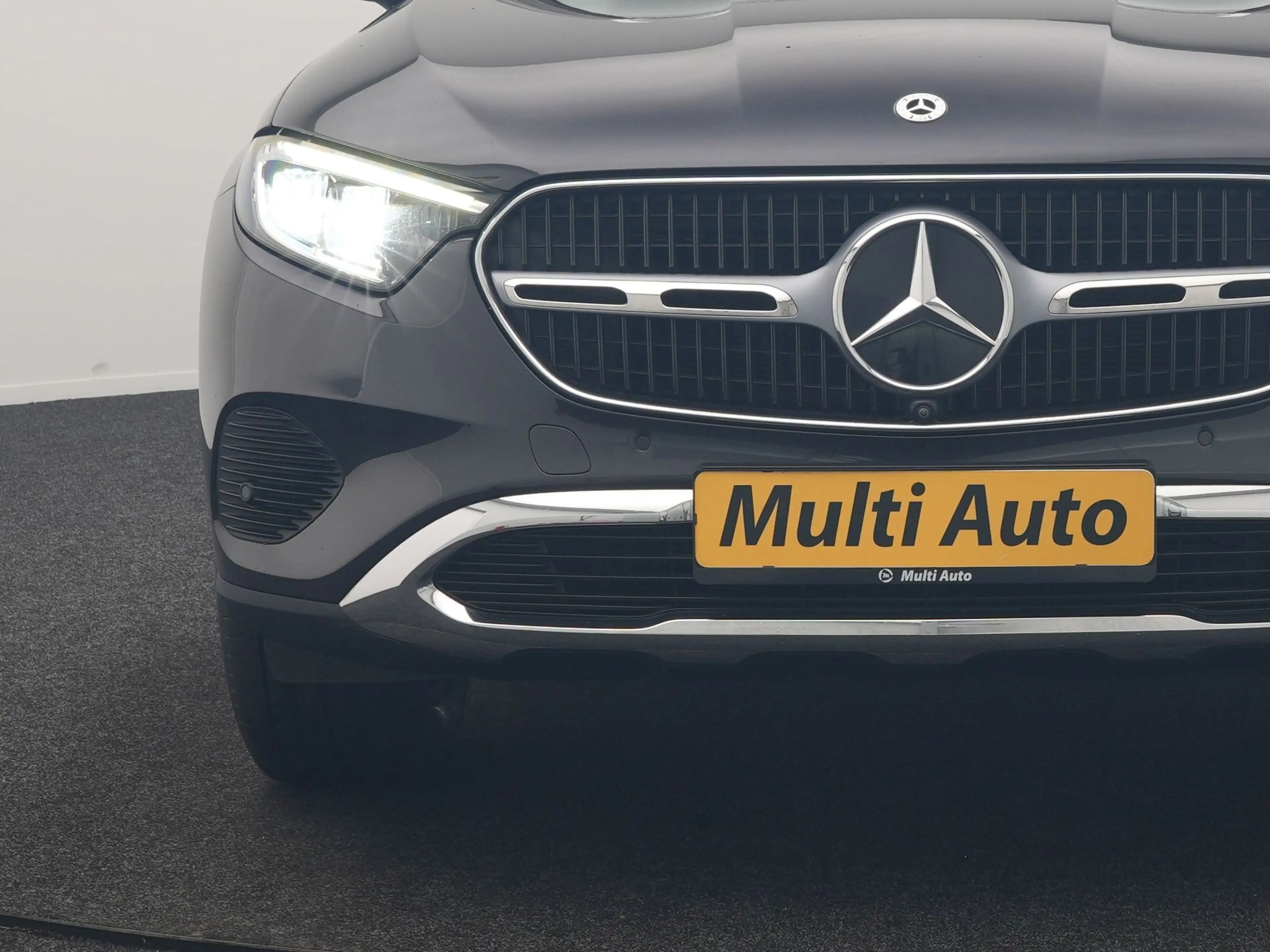 Mercedes-Benz GLC 300 300e 4MATIC Luxury Line PHEV 313pk Dealer O.H. | T — photo 14