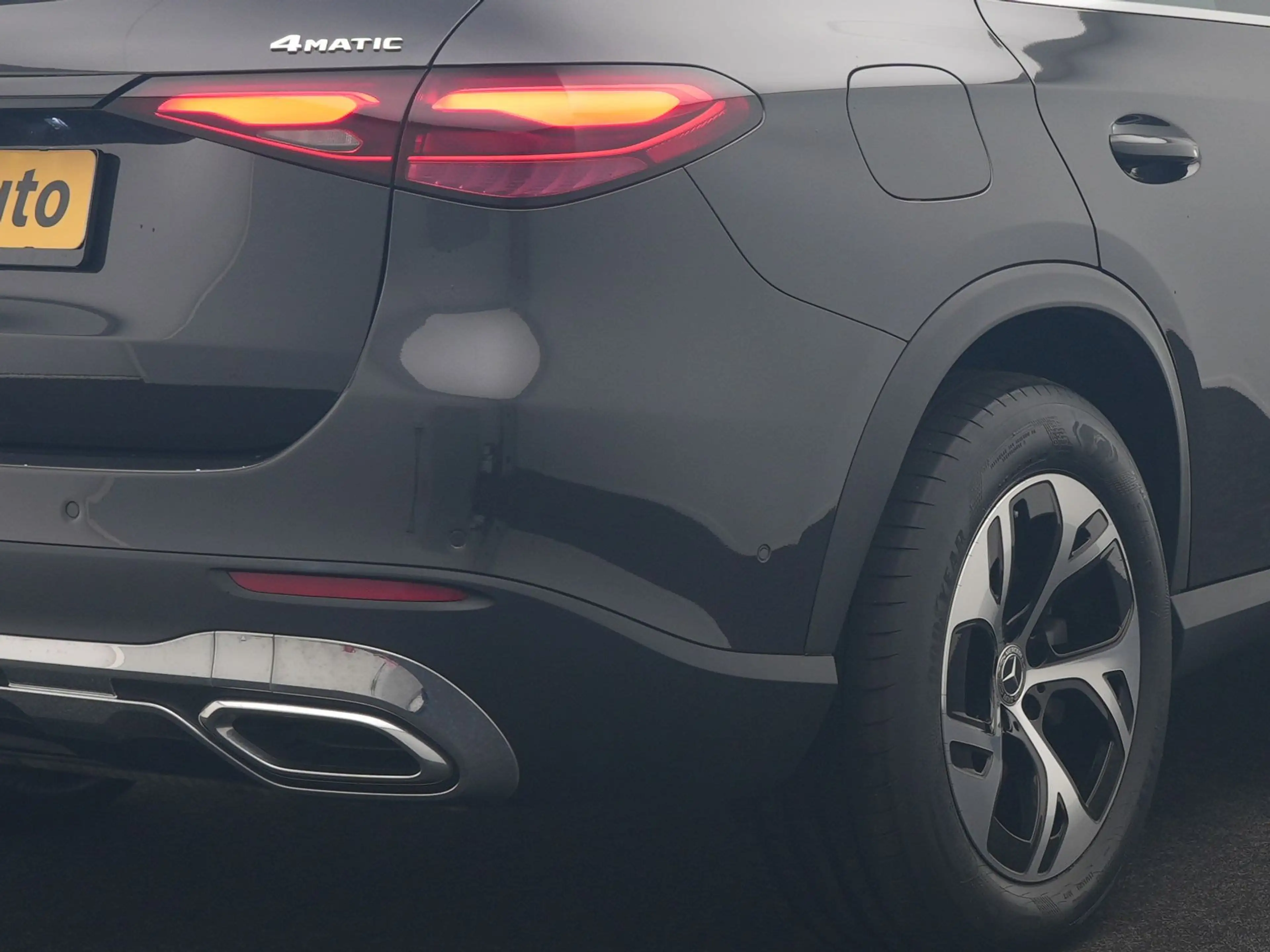 Mercedes-Benz GLC 300 300e 4MATIC Luxury Line PHEV 313pk Dealer O.H. | T — photo 8