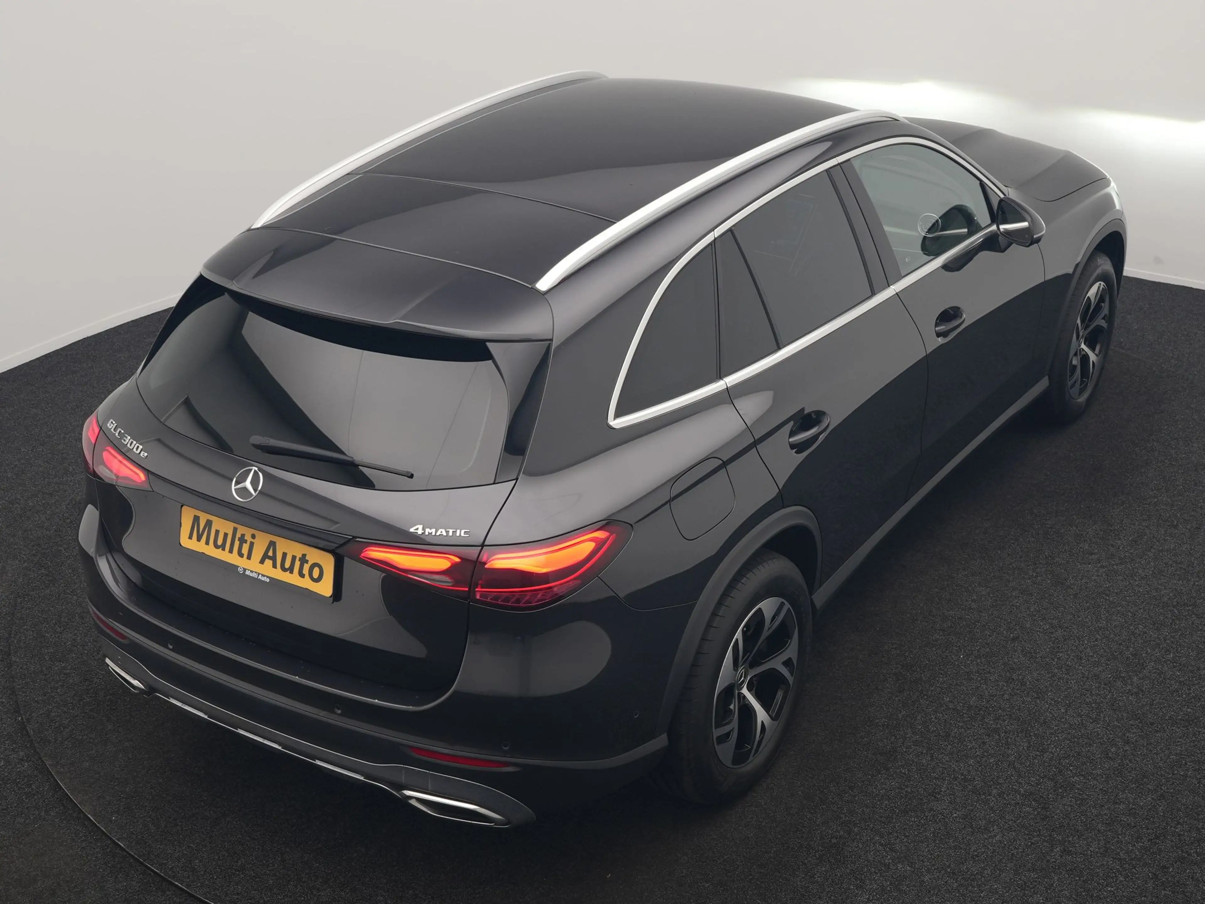 Mercedes-Benz GLC 300 300e 4MATIC Luxury Line PHEV 313pk Dealer O.H. | T — photo 28