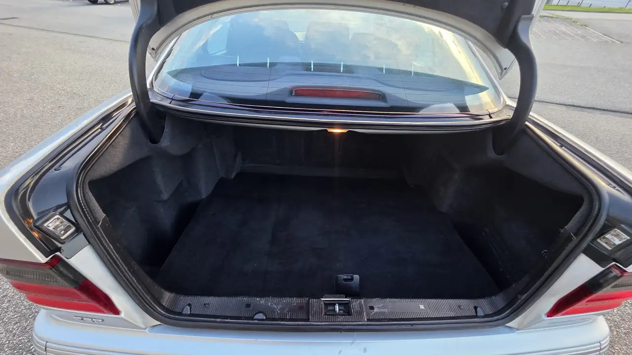 Mercedes-Benz E 220 D Avantgarde, foto 7