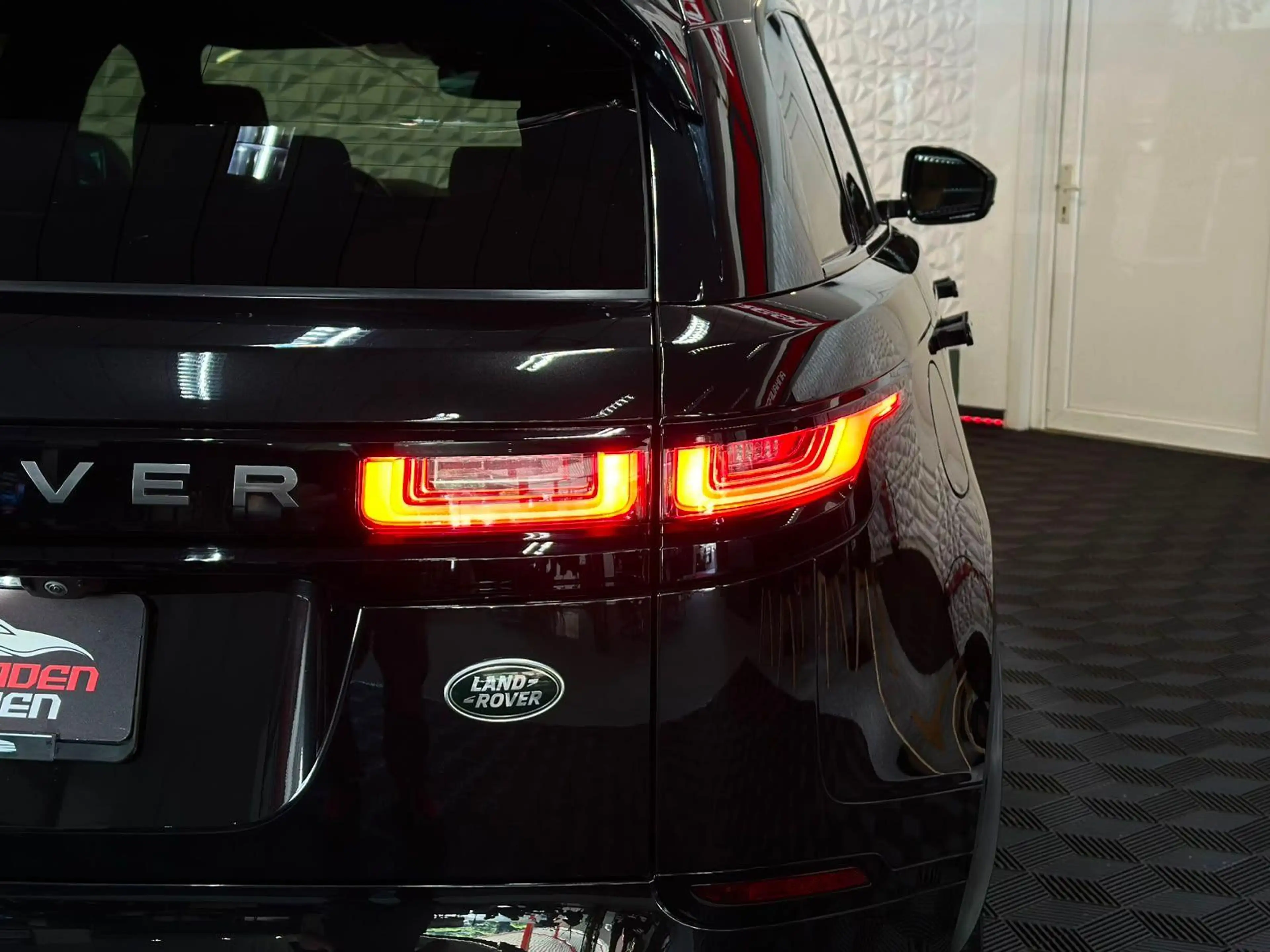 Land Rover Range Rover Velar D300 R DYNAMIC #MERIDIAN#LUFT — photo 11