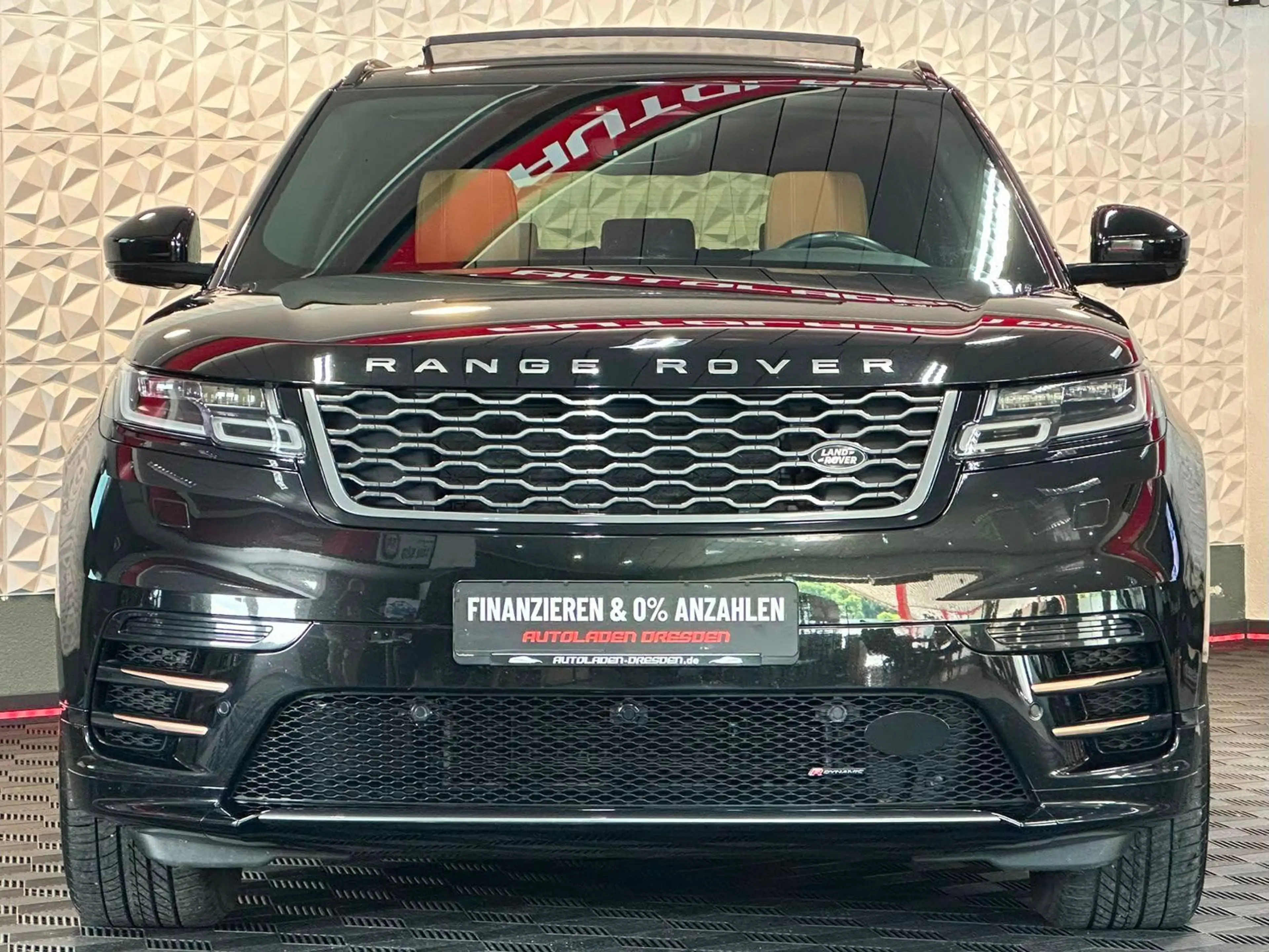 Land Rover Range Rover Velar D300 R DYNAMIC #MERIDIAN#LUFT — photo 3