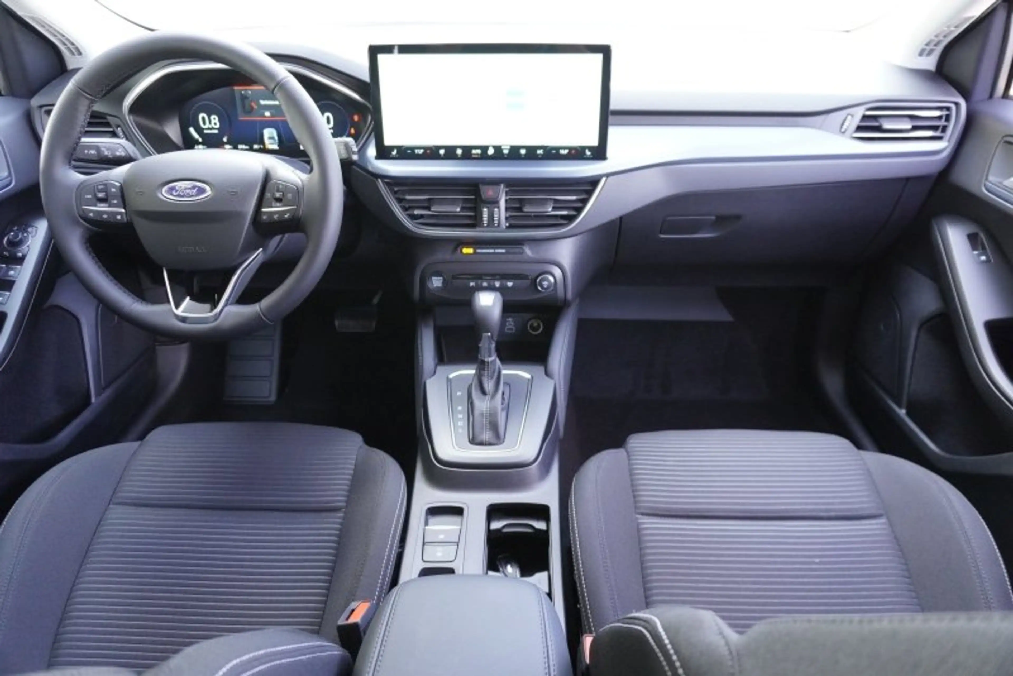 Ford Focus Active X 1,0 155PS aAHK/Navi/Kamera/Winterp. — photo 18