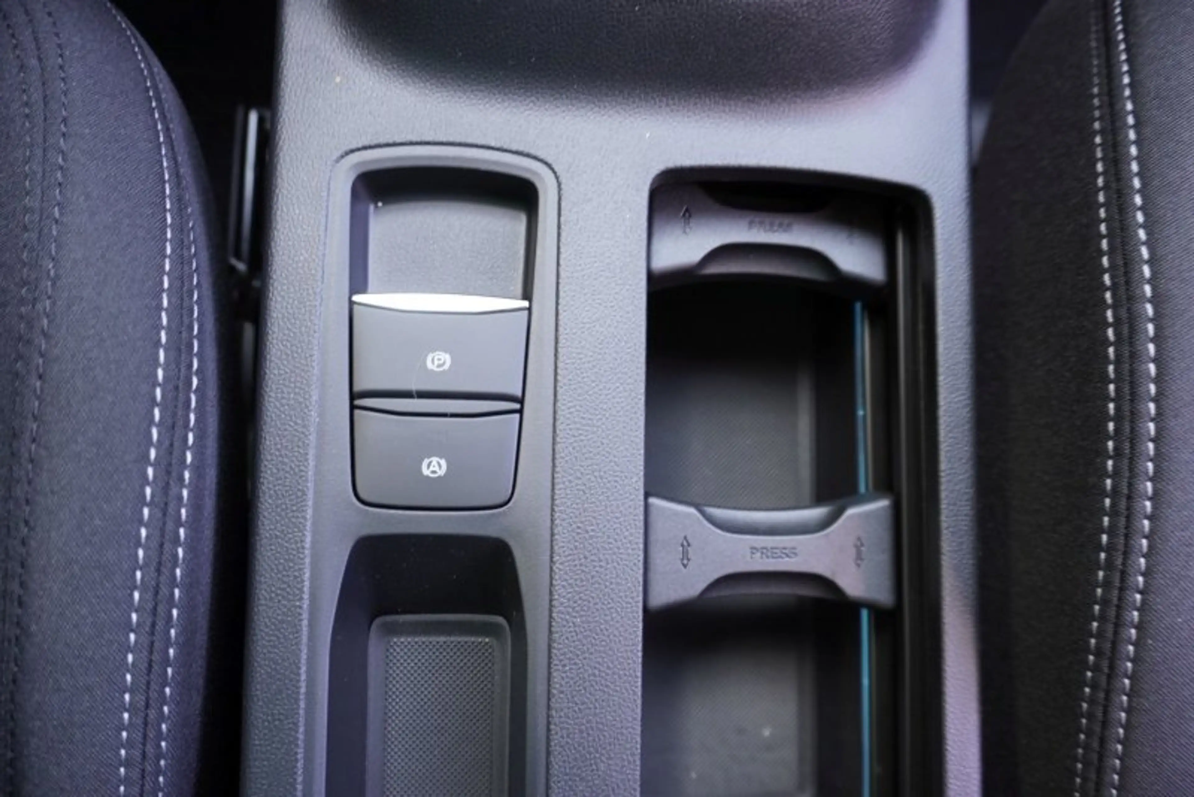 Ford Focus Active X 1,0 155PS aAHK/Navi/Kamera/Winterp. — photo 27