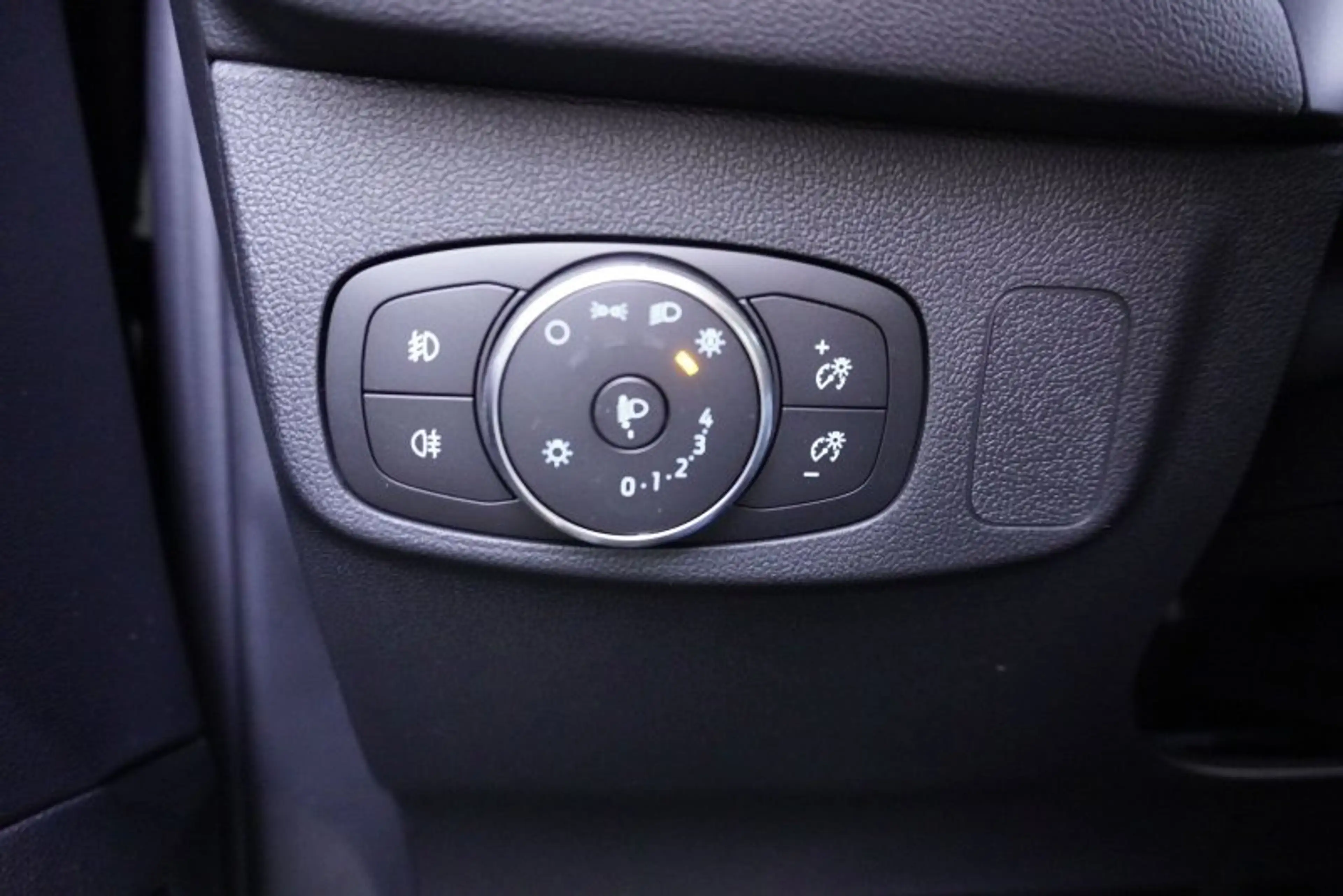 Ford Focus Active X 1,0 155PS aAHK/Navi/Kamera/Winterp. — photo 25