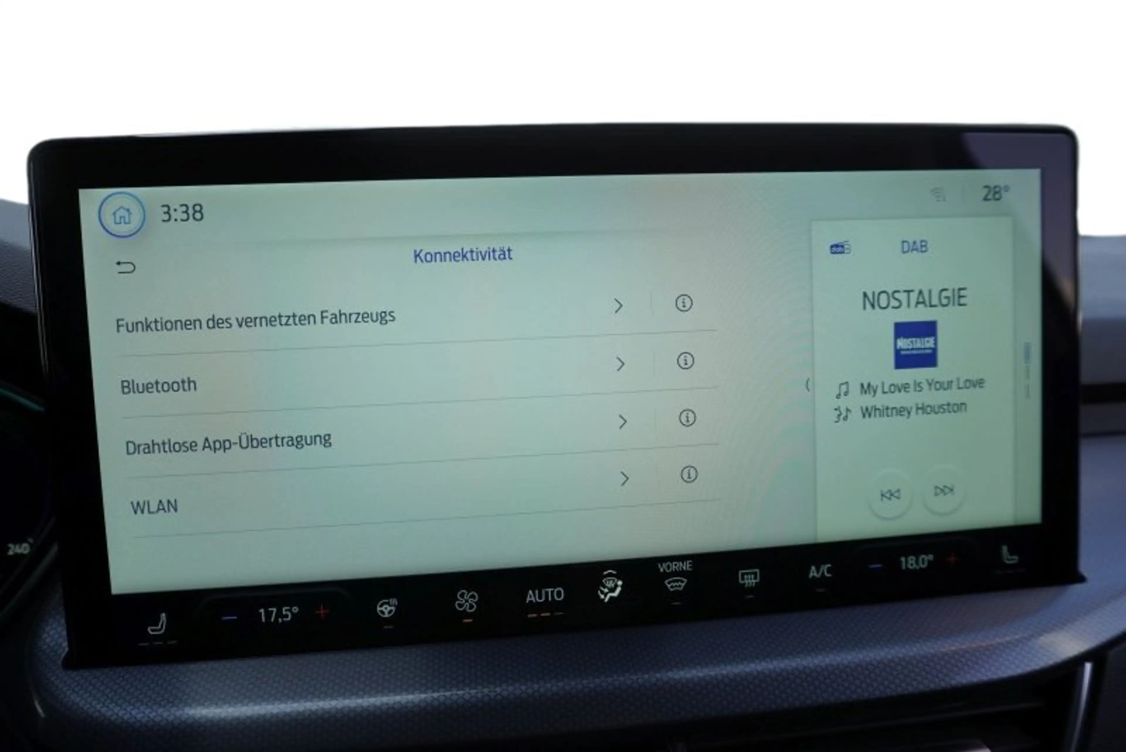 Ford Focus Active X 1,0 155PS aAHK/Navi/Kamera/Winterp. — photo 48