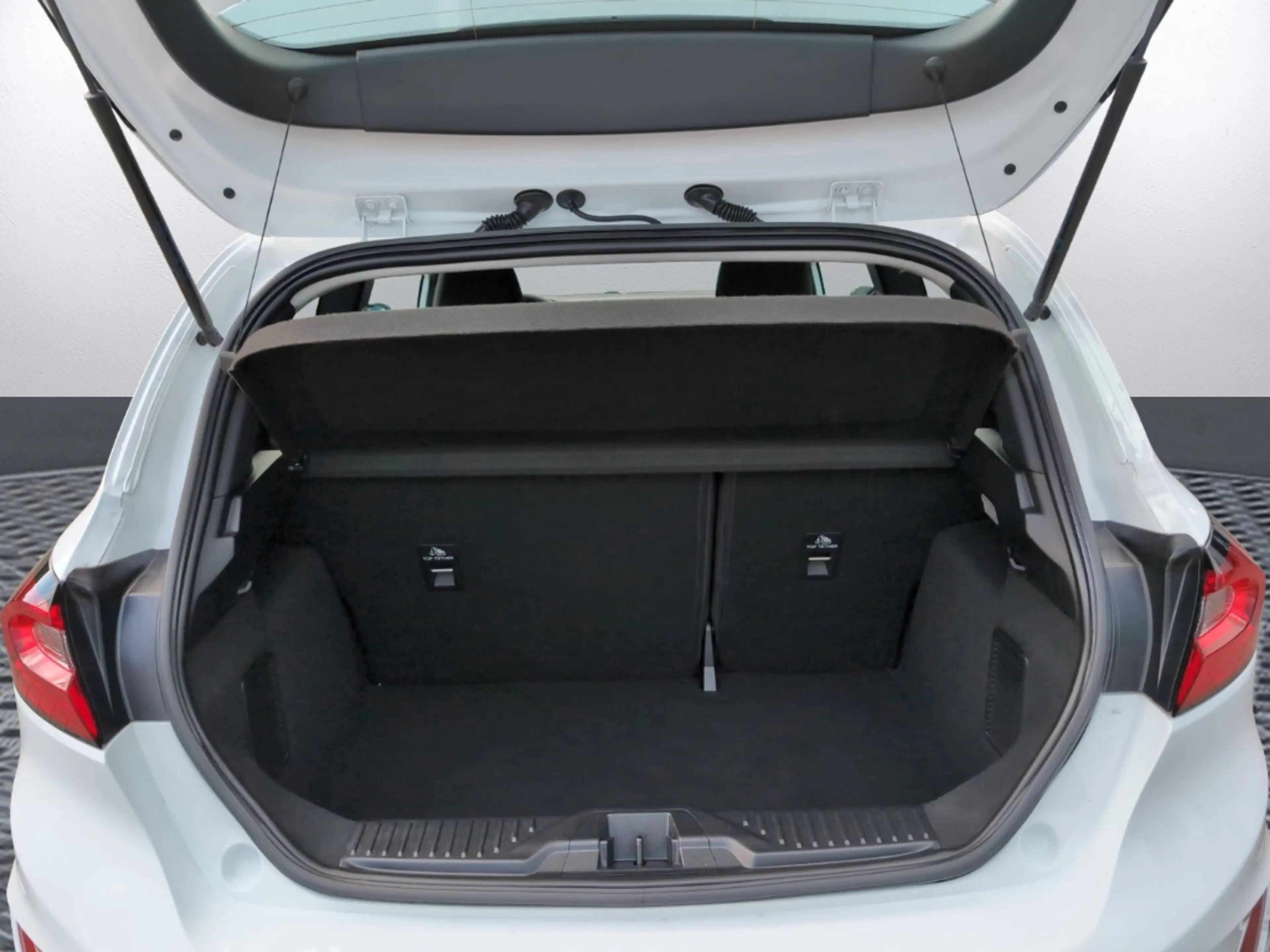 Ford Fiesta Cool & Connect LED Klima Park-Pilot hinten DAB Rad — photo 5