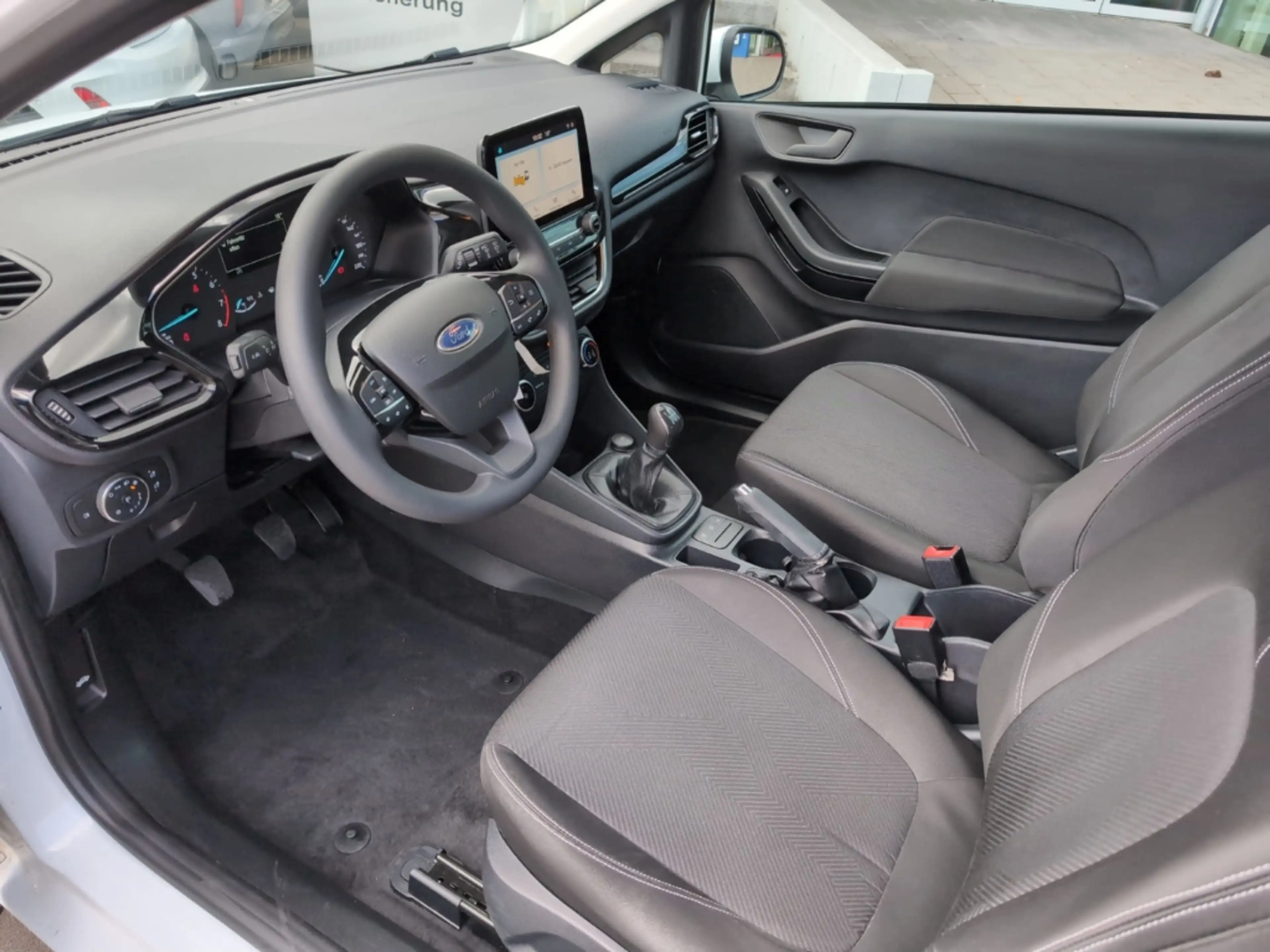 Ford Fiesta Cool & Connect LED Klima Park-Pilot hinten DAB Rad — photo 6