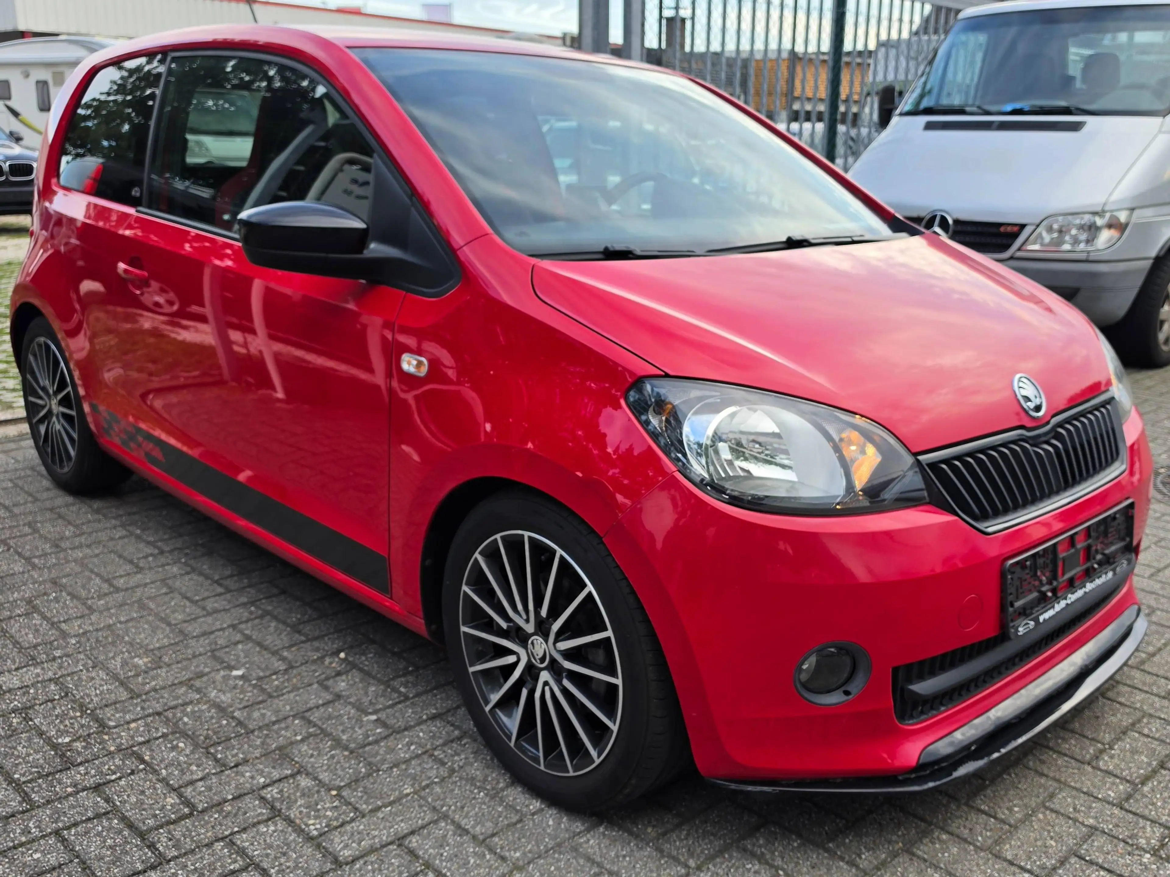 Skoda Citigo Citigo MPI Monte Carlo Red Black Edition Tüv Neu — photo 4