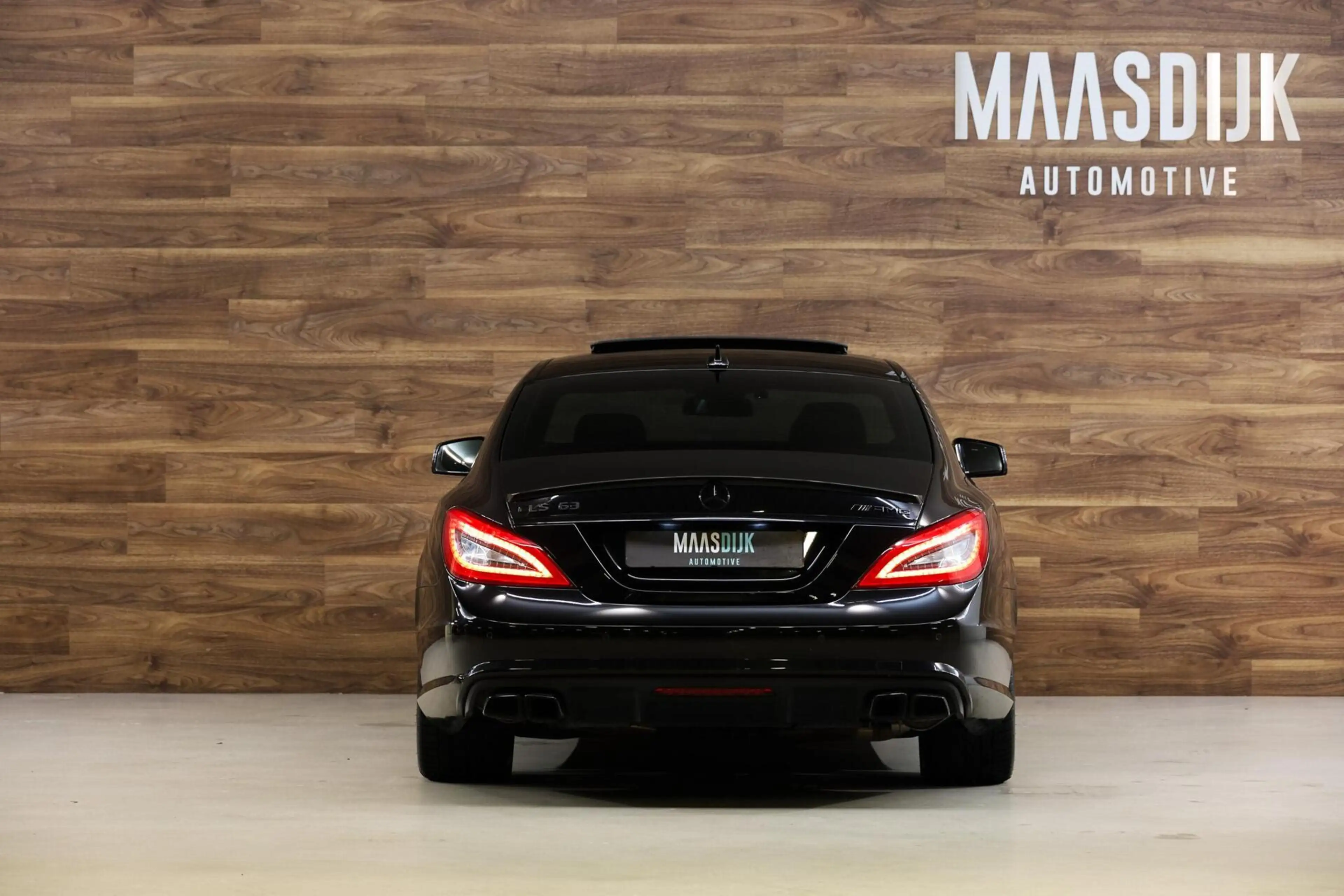 Mercedes-Benz CLS 63 AMG — photo 10