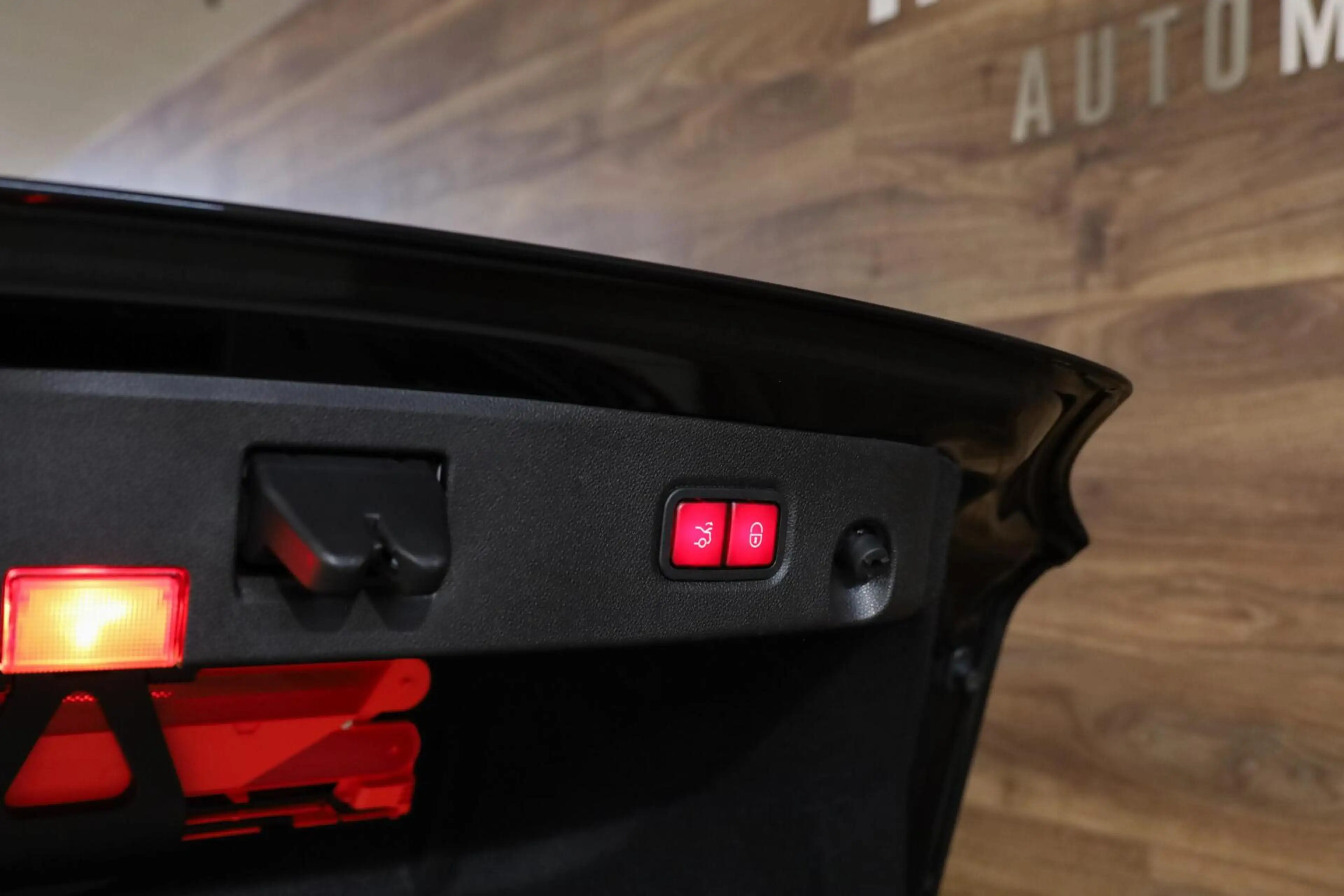 Mercedes-Benz CLS 63 AMG — photo 34