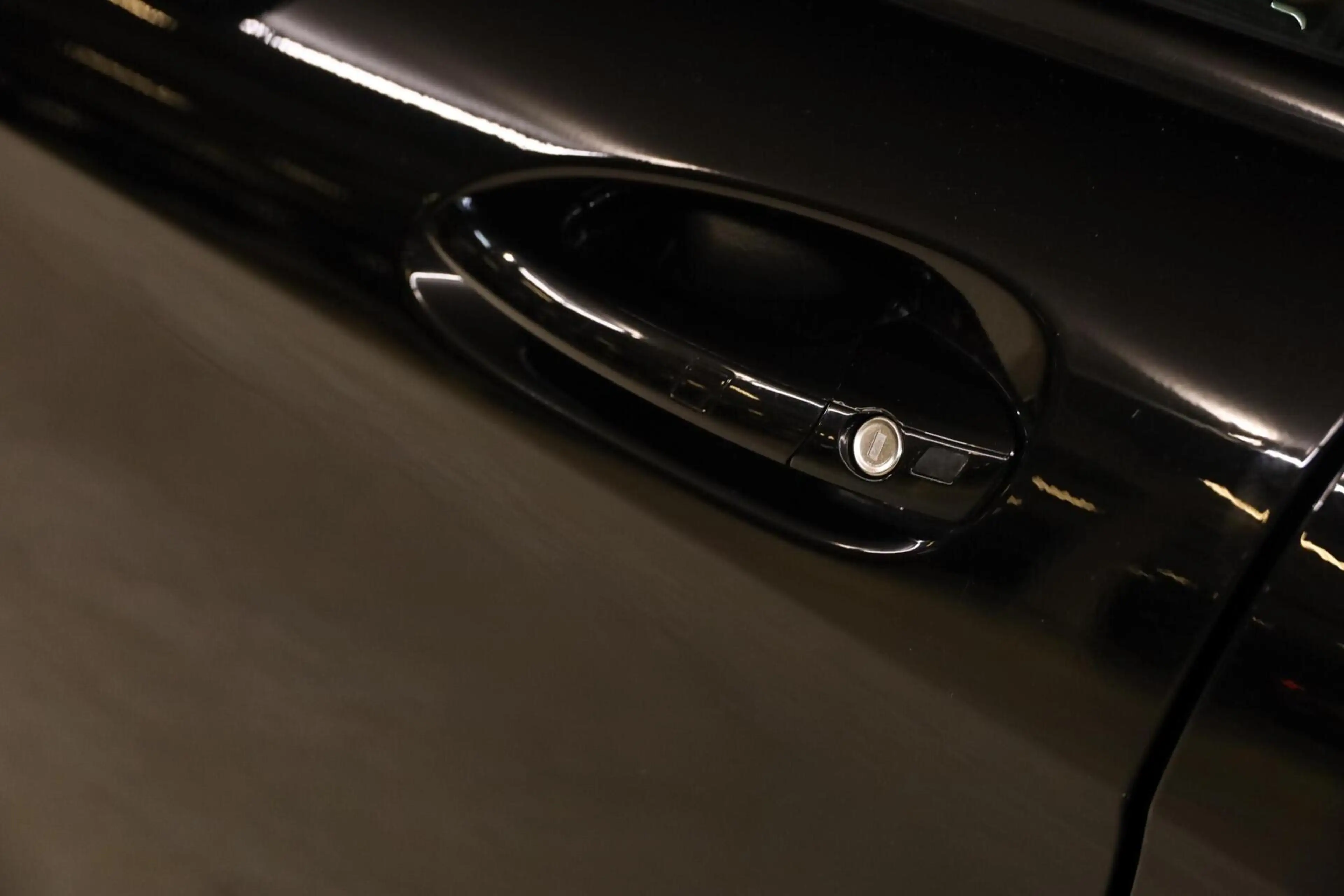 Mercedes-Benz CLS 63 AMG — photo 37