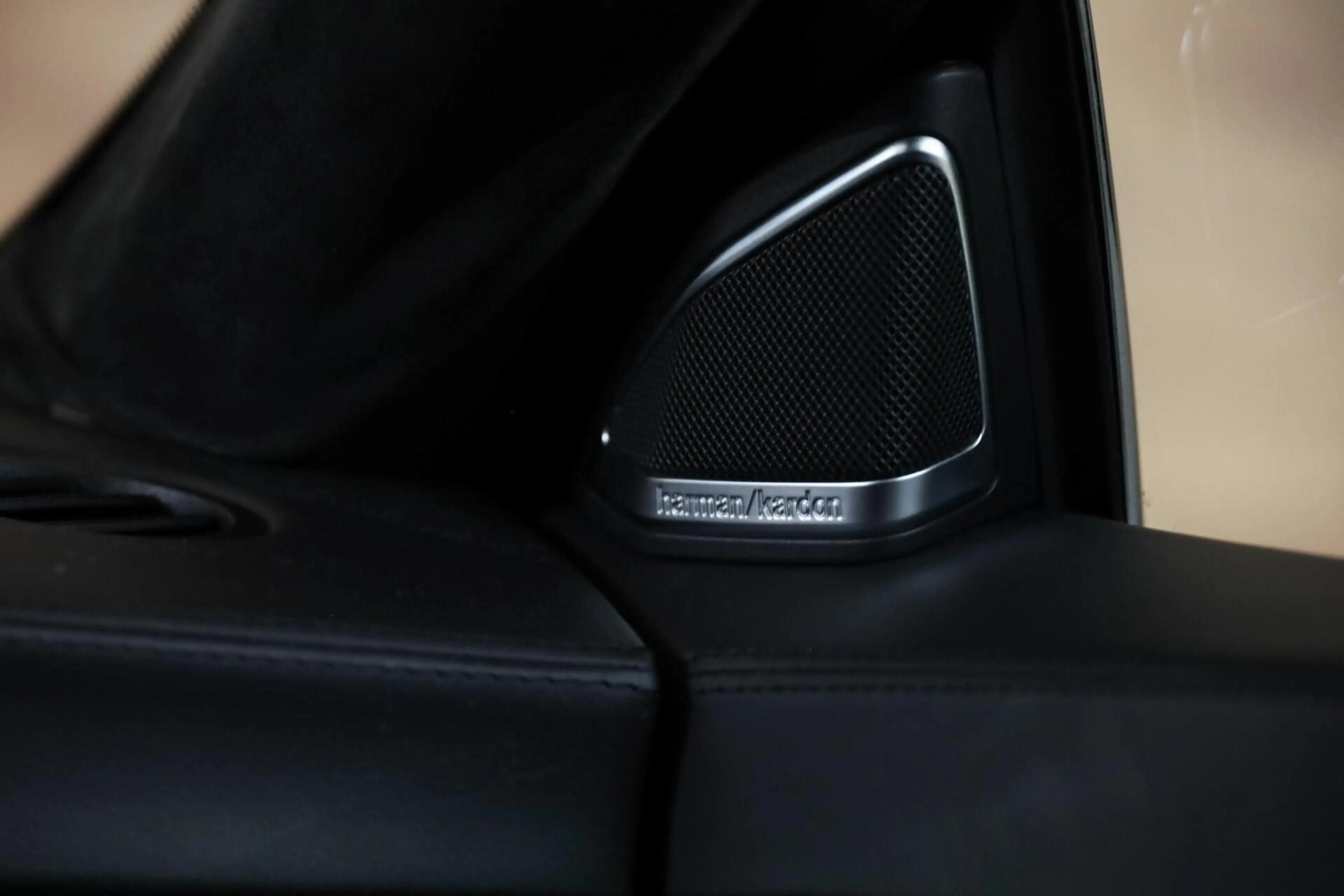 Mercedes-Benz CLS 63 AMG — photo 15