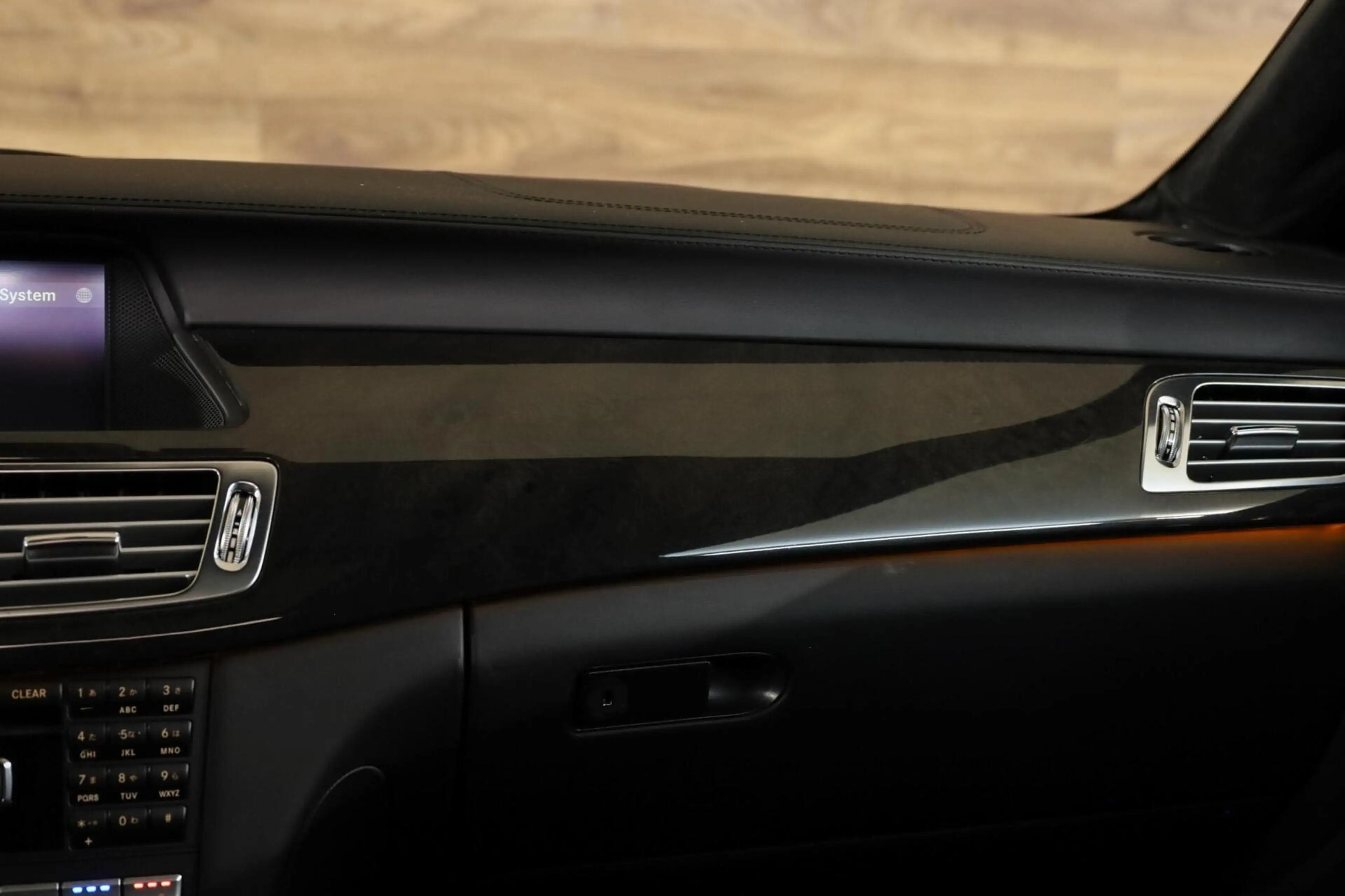 Mercedes-Benz CLS 63 AMG — photo 42