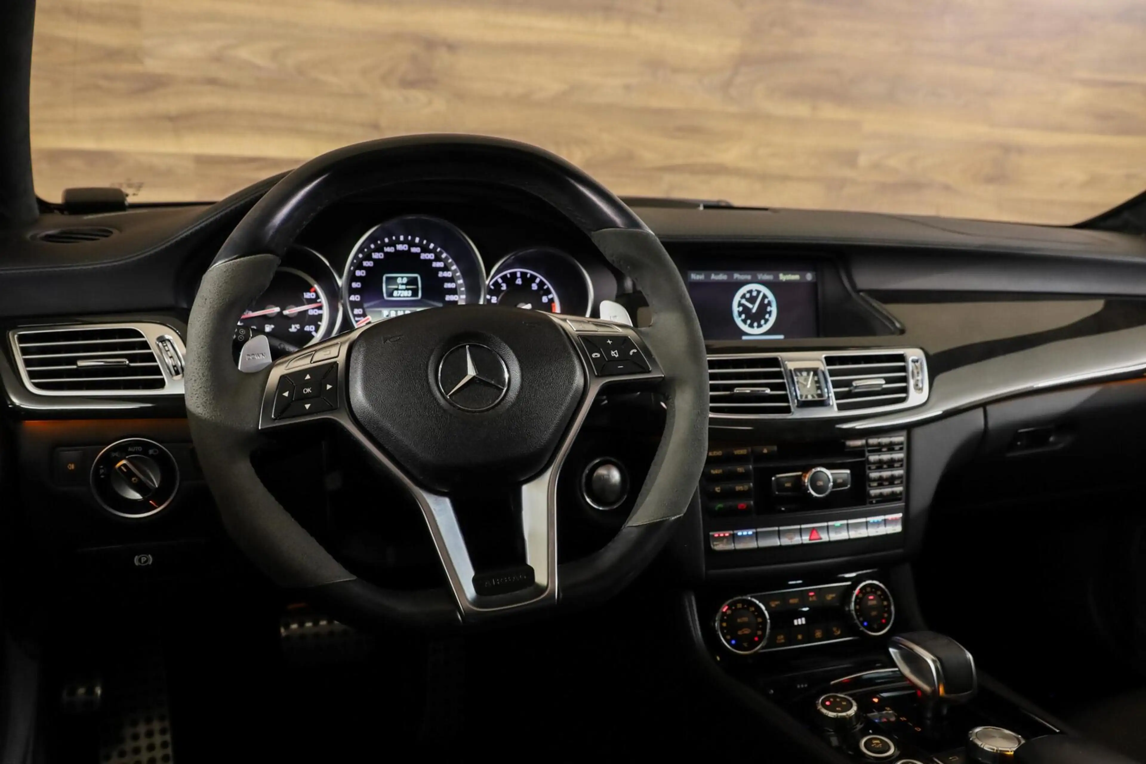 Mercedes-Benz CLS 63 AMG — photo 26