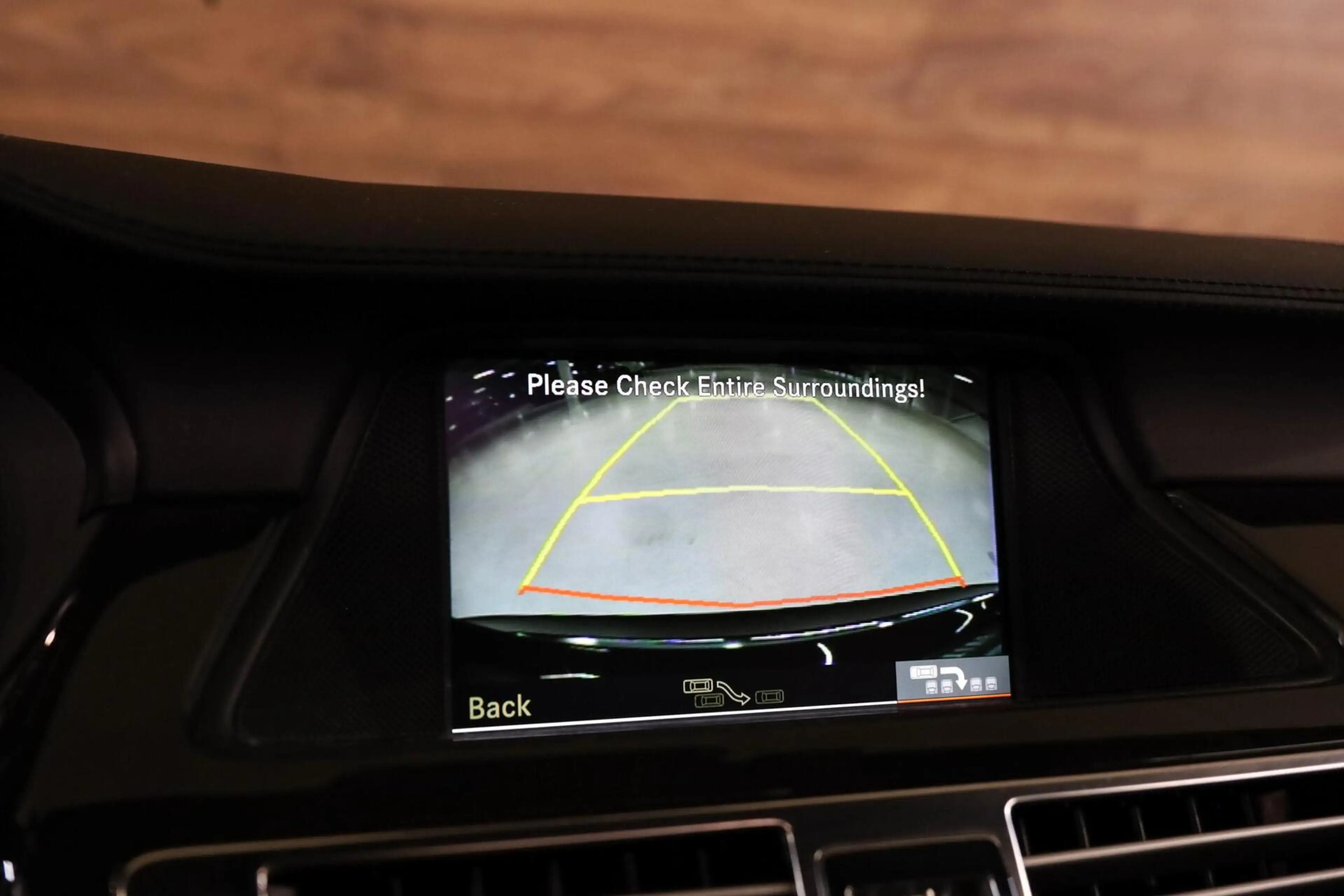 Mercedes-Benz CLS 63 AMG — photo 16