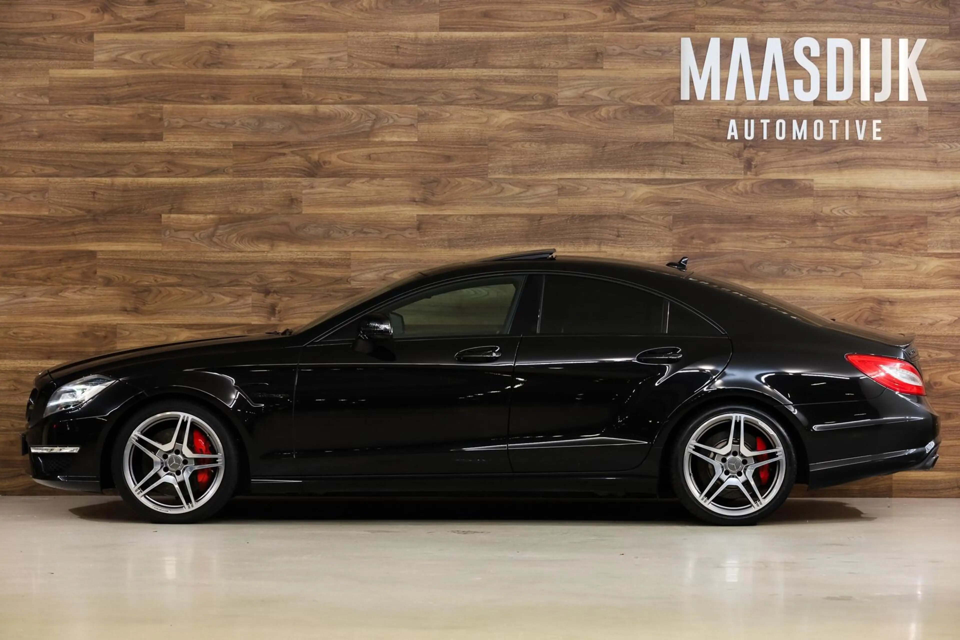 Mercedes-Benz CLS 63 AMG — photo 14