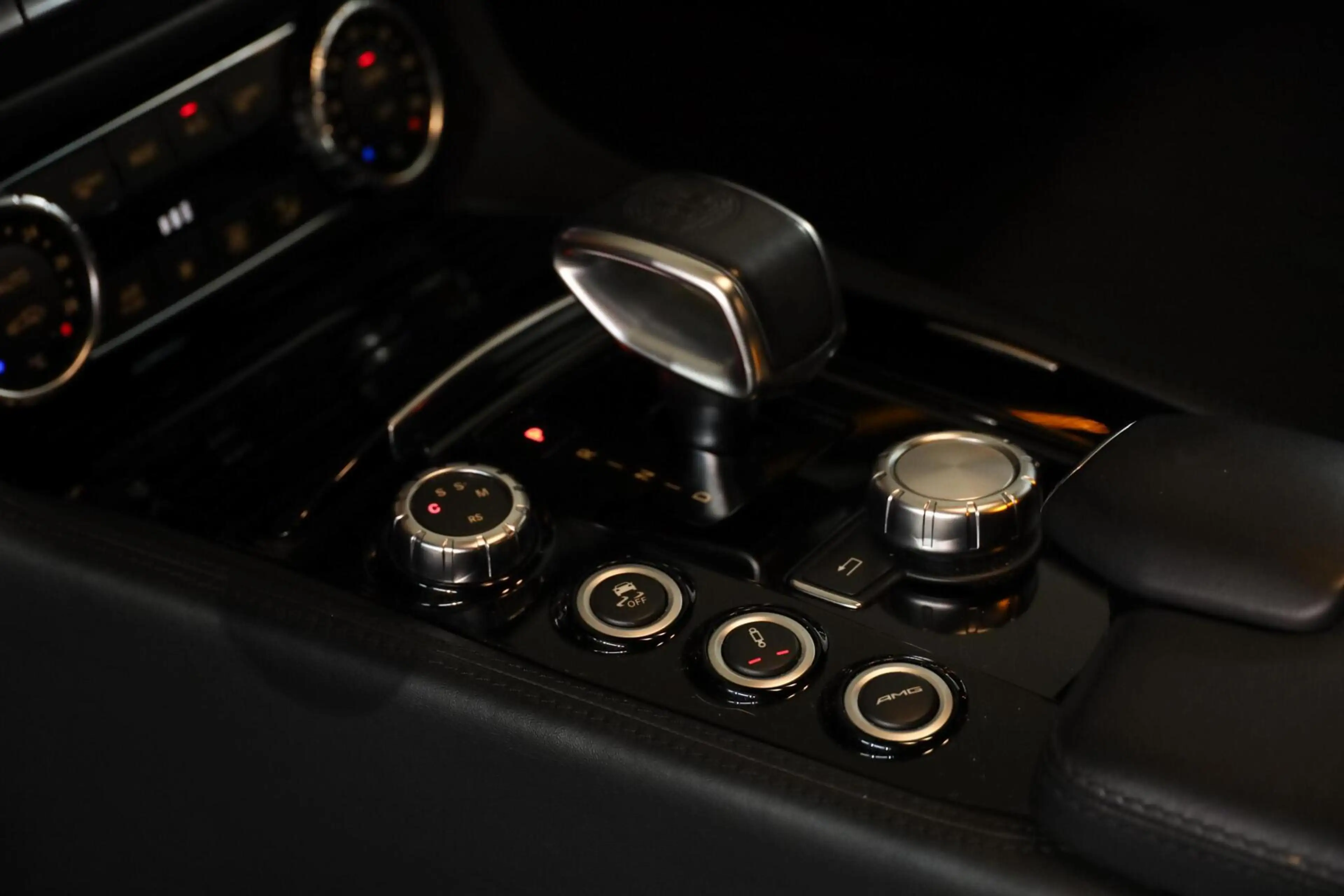 Mercedes-Benz CLS 63 AMG — photo 24
