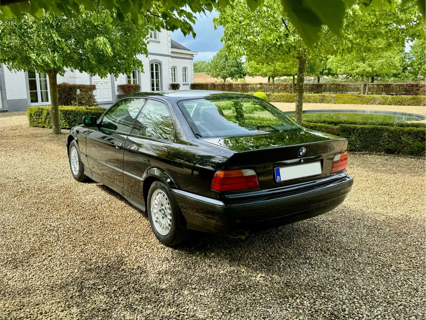 BMW 316 316i Noir - 2