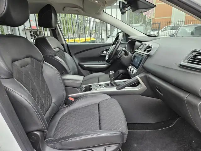 Renault Kadjar view 10