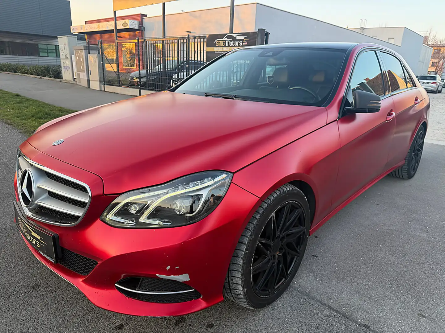 Mercedes-Benz E 220 CDI Edition Avantgarde Grau - 2