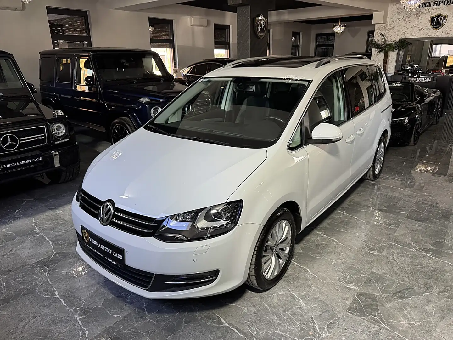 Volkswagen Sharan SKY 2,0 TDI DPF 4Motion*2.Besitz*Pano*Leder*AHK* Weiß - 1