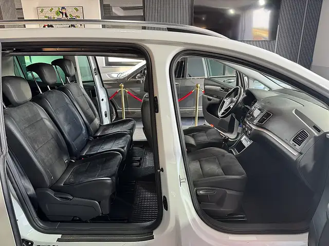 Volkswagen Sharan view 9