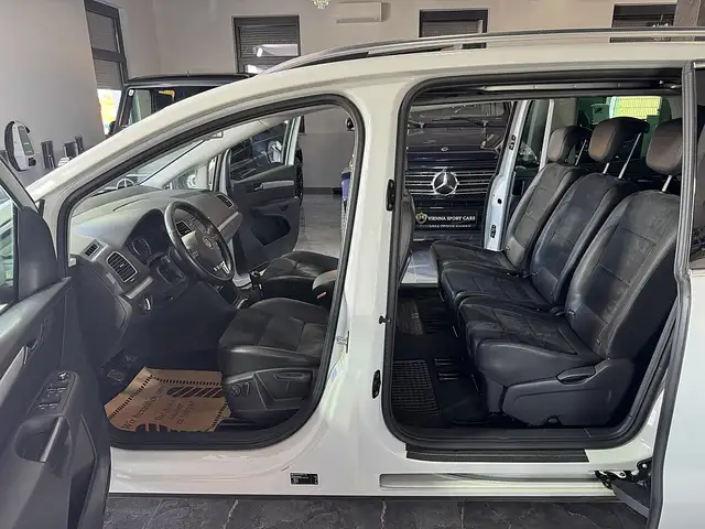 Volkswagen Sharan view 8