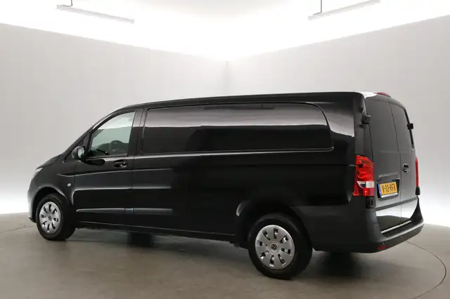 Mercedes-Benz Vito view 4