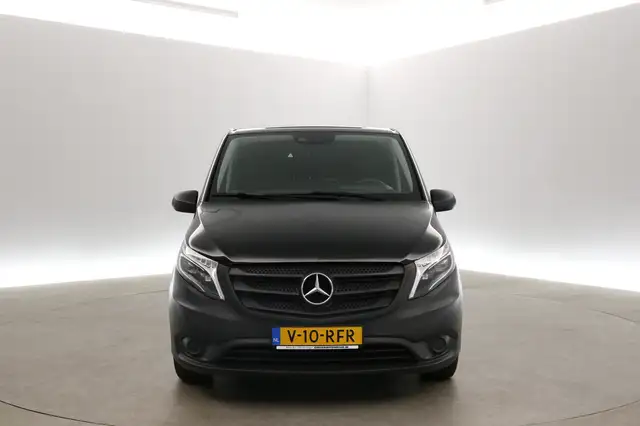 Mercedes-Benz Vito view 7