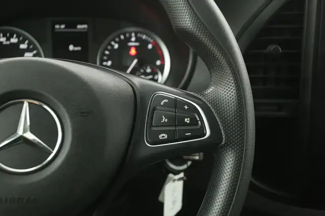 Mercedes-Benz Vito view 15