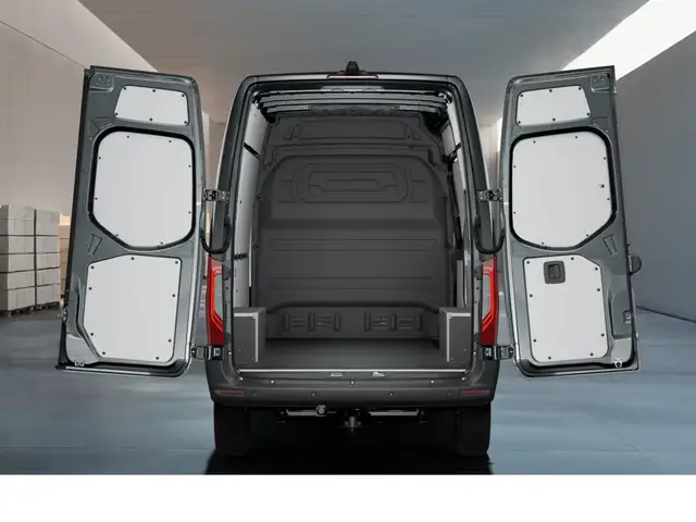 Mercedes-Benz Sprinter view 10