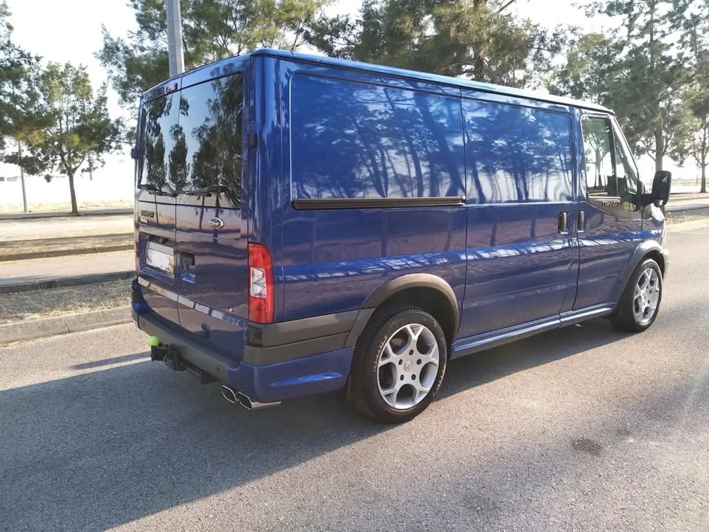 Ford Transit FT 260S Sport Van 140 Sport Azul - 2
