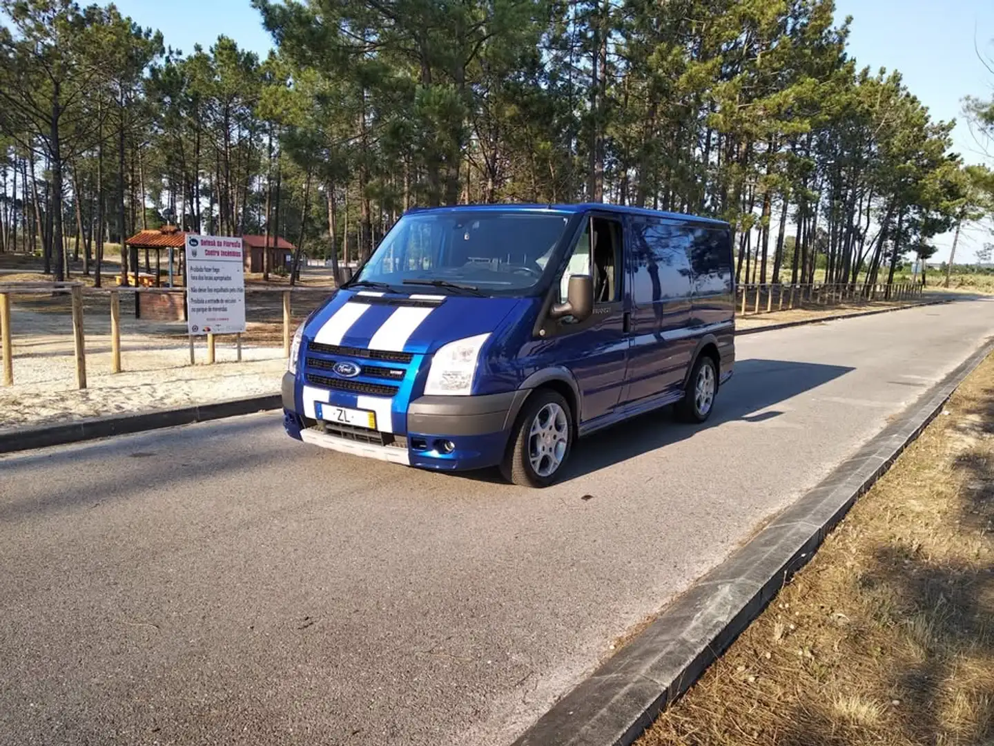 Ford Transit FT 260S Sport Van 140 Sport Azul - 1