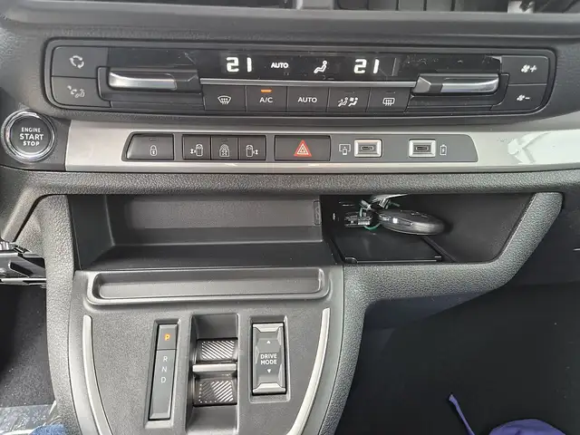 Citroen Spacetourer BlueHDI 180 S&S EAT8 XL Business Lounge *7-Sitzer* Ansicht 10