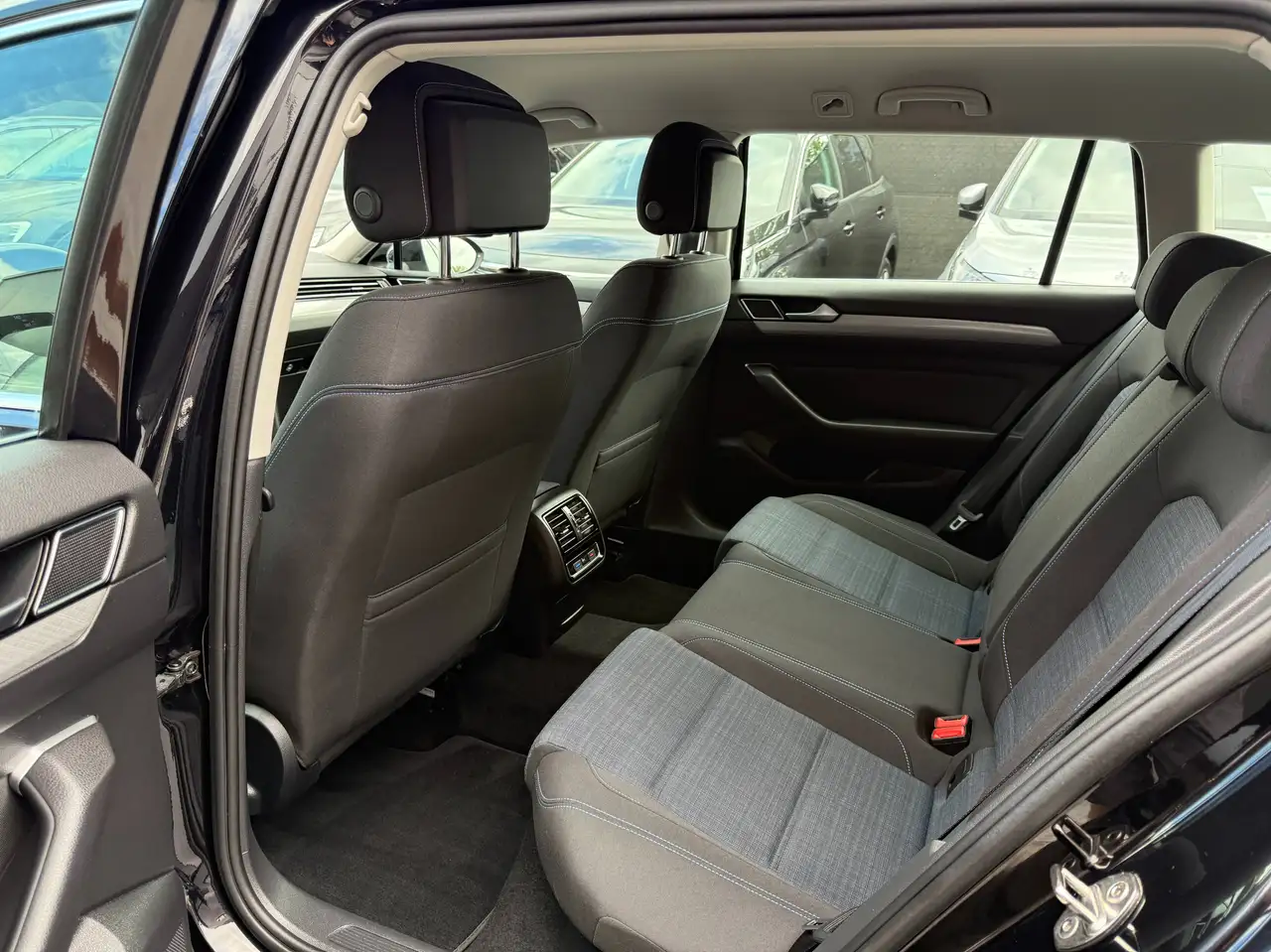 Volkswagen Passat GTE 1.4TSI HYBRIDE NAVIGATIE CAMERA CARPLAY FULL LED PDC BLUETOOTH, миниатюра 15