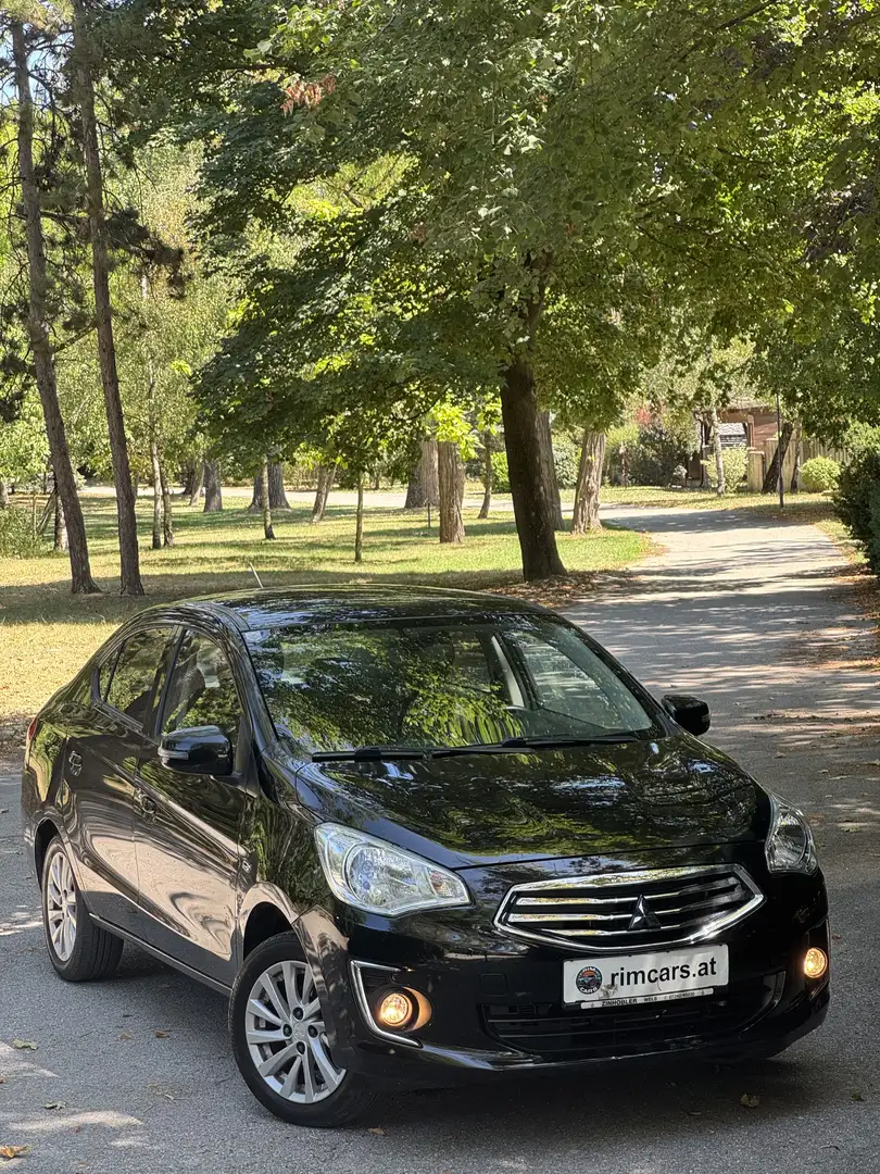 Mitsubishi Attrage 1.2 MIVEC INTENSE Schwarz - 1
