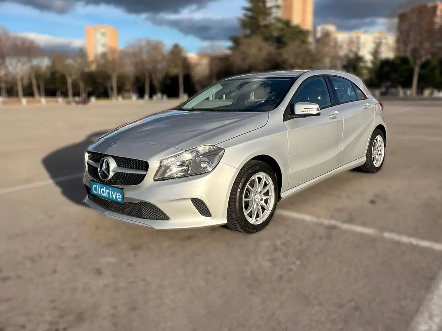 Mercedes-Benz A 180 180d Gris - 2