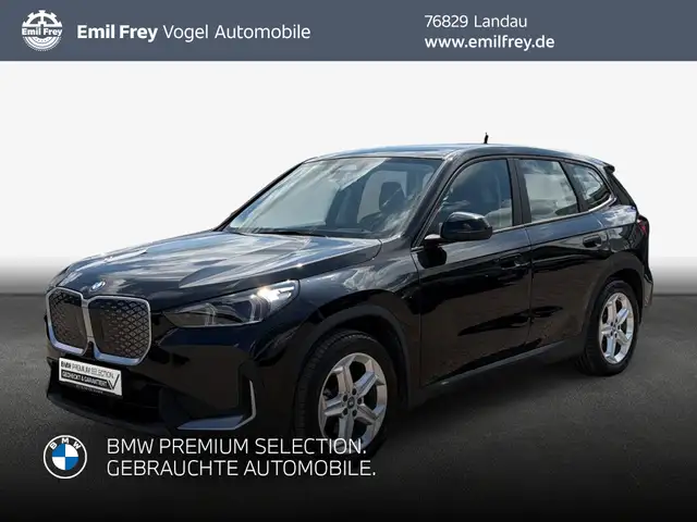BMW iX1 xDrive30 *HUD*SHZ*Navi*