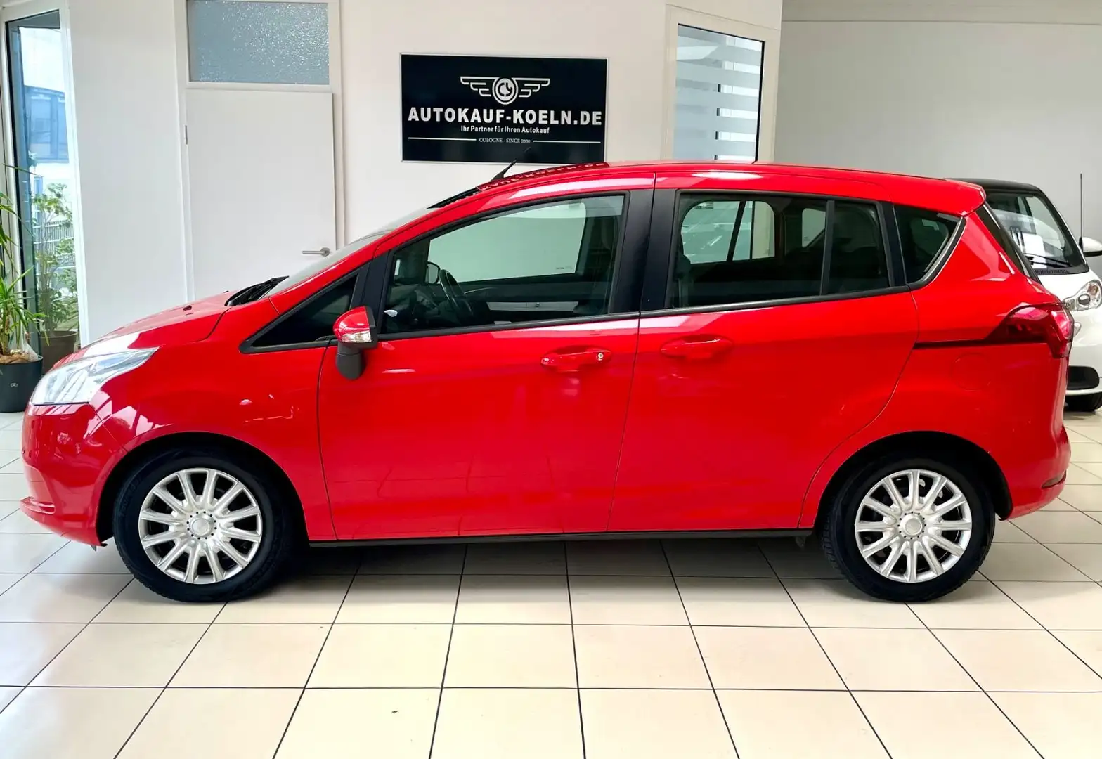 Ford B-Max 1,5 TDCi Trend/Nur 31.000km/Klima Rot - 1