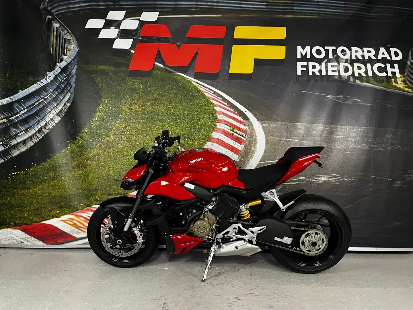 Ducati Streetfighter V4 [MEGA EXTRAS|CARBON|REIFEN NEU] Červená - 2