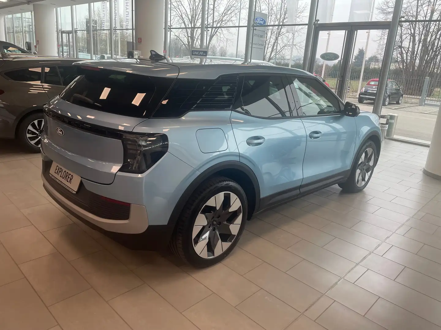 Ford Explorer AWD PREMIUM EXETEN.RANGE 79KWH/340CV Blu/Azzurro - 2