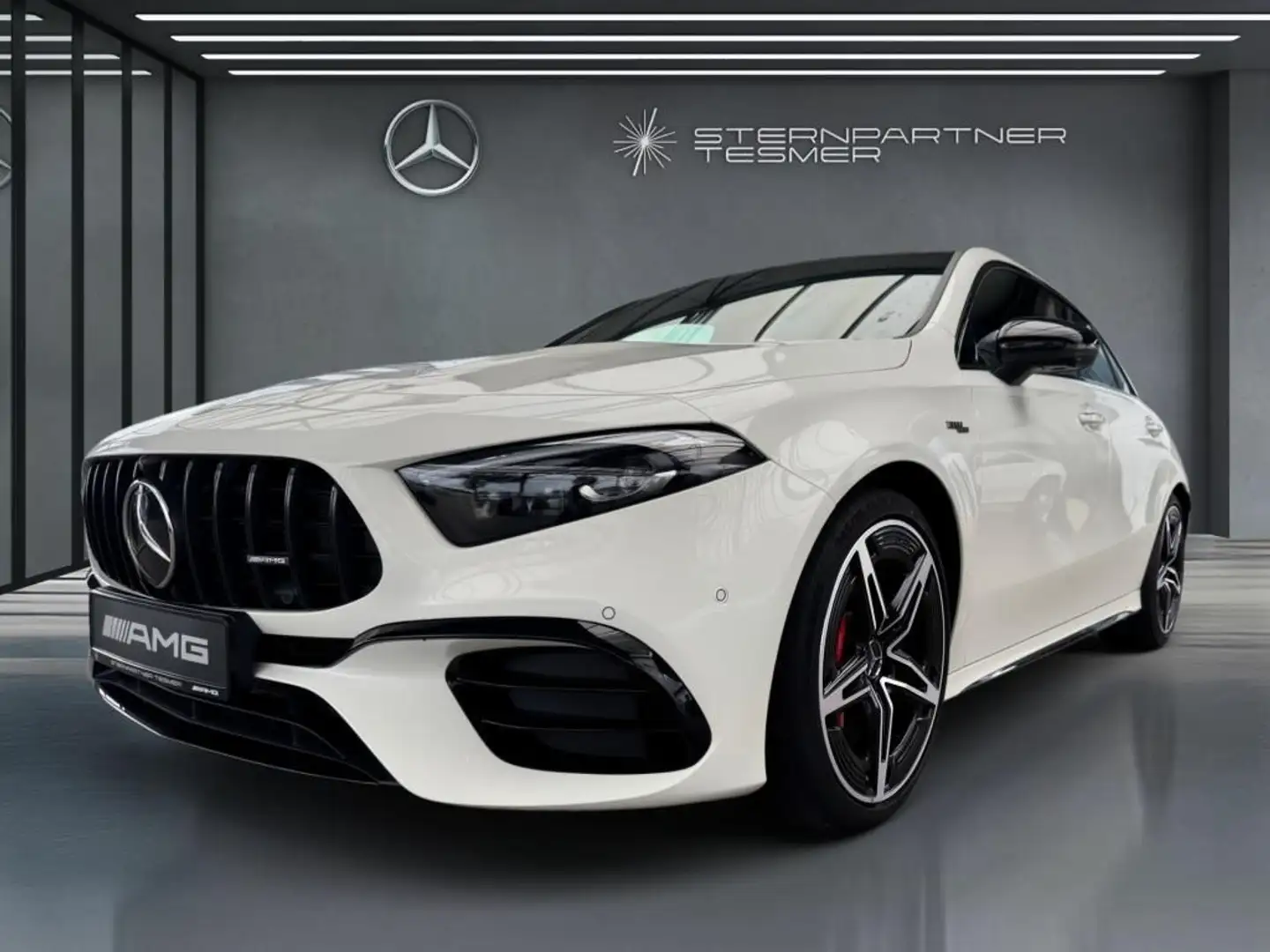 Mercedes-Benz A 45 AMG AMG A 45 S 4M+ Night, Pano, Perf-Sound,Burmester Weiß - 2